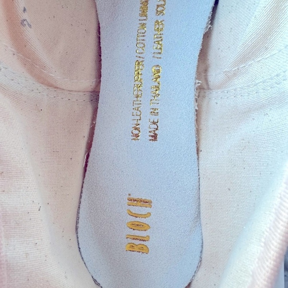 NWT Bloch Aspiration with rubans and elastics Women's Ballet Flats - Pink Size 8 - Picture 7 of 12
